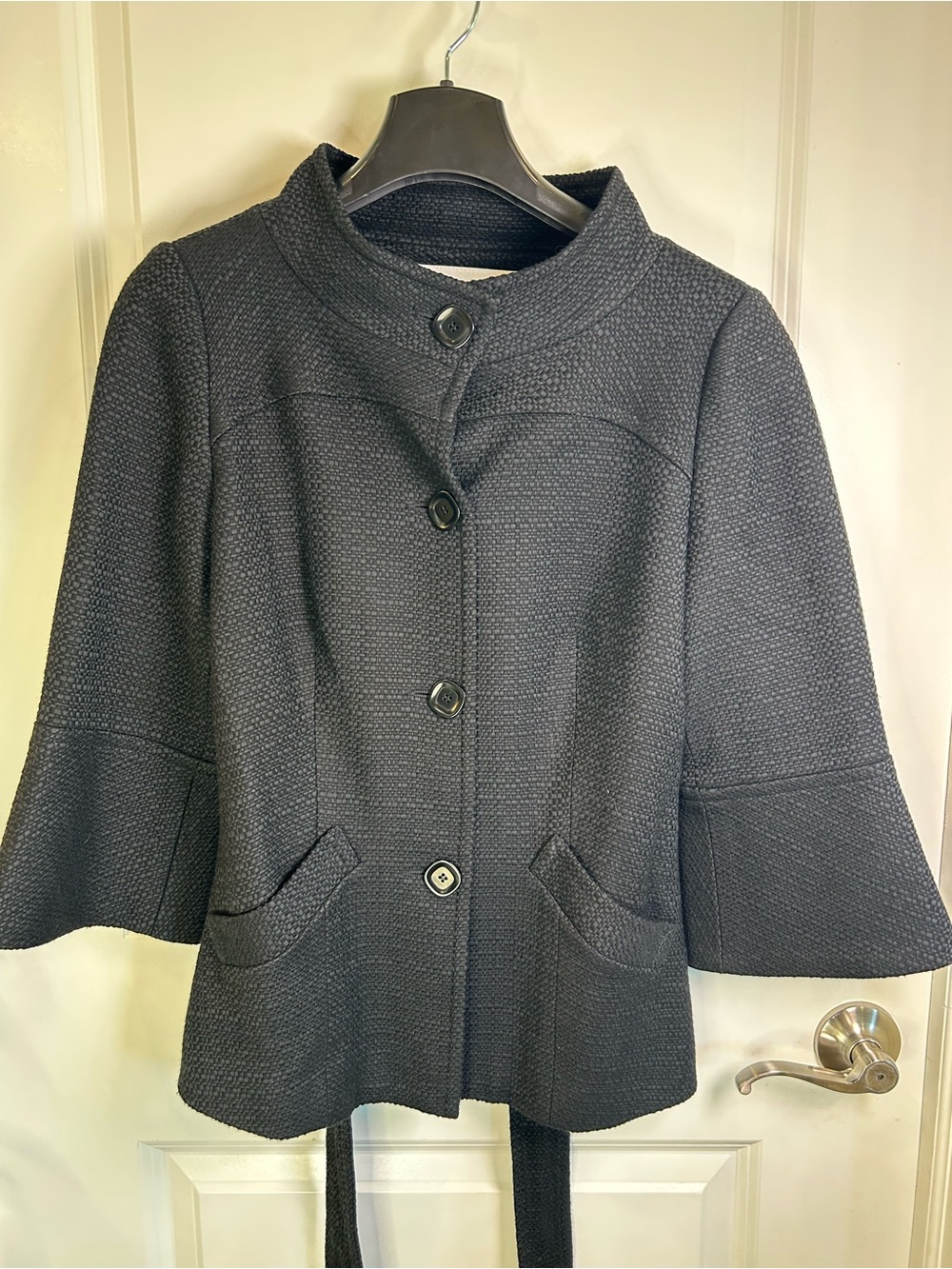 Trina Turk Black Textured Tie-Waist Trench Jacket‎ - Picture 4 of 10